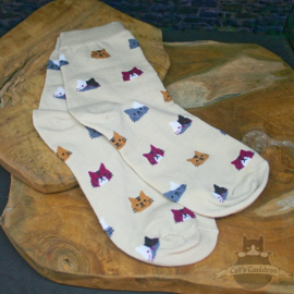 Beige Katzensocken mit Katzenköpfen Größe 35-39