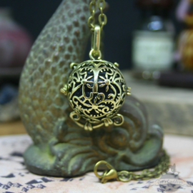 Round owl diffuser necklace bronze colored