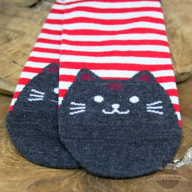 Rote gestreifte Socken mit schwarzer Katze Größe 36-41