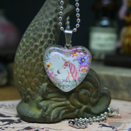 Valentijn eenhoorn ketting met hanger van hart met bloemen