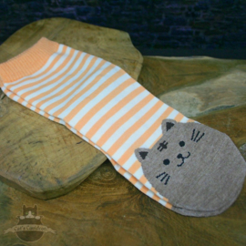Oranje gestreepte sokken met grijze poes mt.36-41
