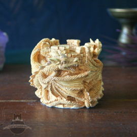 Dragon figure secret trinket box 'fortress'