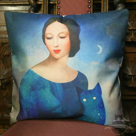 Woman together with a blue starry cat pillowcase