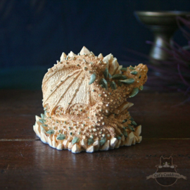 Dragon figure secret trinket box 'crystal'