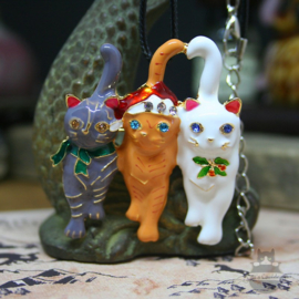 Kerst ketting en broche drie katten