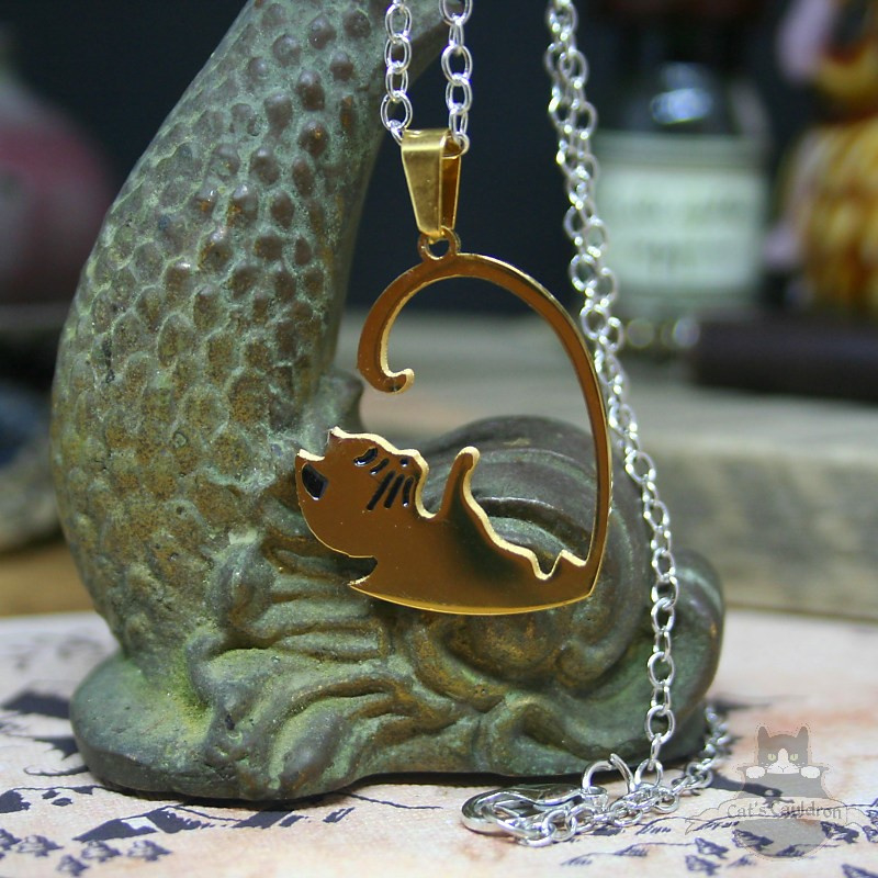 TAI JEWELRY | Whimsical Gold Cat Pendant Necklace