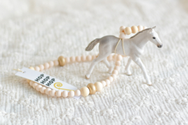 Beige kinderketting met Schleich paardje Oh zo snel!