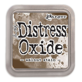 Distress Oxide - walnut stain TDO56324