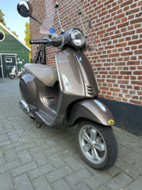 Vespa primavera