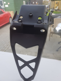 Spatbord achter, Senda