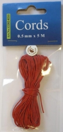 000CE440200/8211- 5 meter waxcord van 0.5mm dik rood