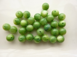 2624- 30 stuks schelpenkralen van 6mm groen