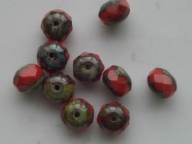1317- 10 x tsjechische geslepen glaskralen 8.3x6.2mm discus rood met grijze zijkant