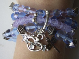 zomerse armband met boeiring en bedels