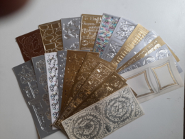 3022 - Opruiming - pak met 30 stuks goud en zilver stickers