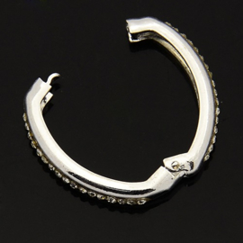 CH.M.004-  pareltwister / parelclip metalen slot voor meerdere strengen zilver strass 26x20mm (klikring)