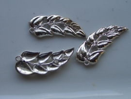 6390- zilveren blaadje voor broche 4x1.5cm