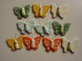 8020 841- 10 stuks houten vlinders van 3cm