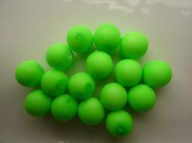 3748- 16 stuks glaskralen van 12mm neon/fluor groen
