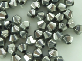 1954- 75 tot 80 stuks electroplated glaskralen bicone van 4mm antraciet