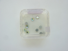 575- 12 stuks hotfix kristalsteentjes van 3.1mm crystal AB OPRUIMING