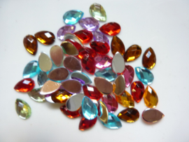 50 stuks kunststof strass stenen druppelvorm kleuren mix 13 x 8mm.  - SUPERLAGE PRIJS!