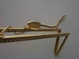 32- tasbeugel met ketting 18cm goud