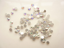 000600- ruim 100 hotfix kristalsteentjes SS12 3.5mm crystal AB - SUPERLAGE PRIJS!