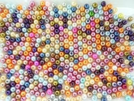 00001- 50gram kunststof parels van 6mm kleurenmix OPRUIMING