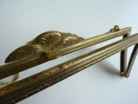 53- tasbeugel met ketting 21.5cm goud kleur