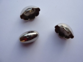 00058- 2 stuks ovale koordkapjes van 20x11mm verzilverd OPRUIMING