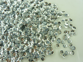 118372/651- 10gram (is grote hoeveelheid) facon pailletten van 4mm zilver