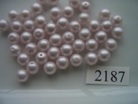 25 x glasparels rond 8mm 2187 pastel mat rose