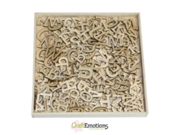 CE811500/0296- XL box met 250 stuks houten alfabet letters 16.8x16.8cm