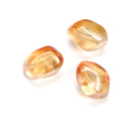 2204 624- 3 stuks glaskralen bohemisch gevormd ovaal oranje van 20x17mm in een doosje