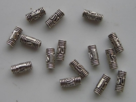 15 x zware metalen kralen 8x3.3mm 10308/04/109