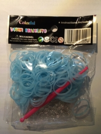 200 stuks loom bands + 12 clips + haaknaald lichtblauw/ zilver