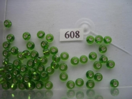 608- 6mm glazen rocailles zilverkern licht groen 15gr