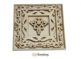 CE811500/0228- XL box met 15 stuks houten lijst ornamenten 16.8x16.8cm