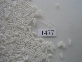 1477- 5mm glazen stiftjes wit opak 15gr