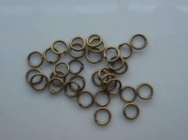 CH 030 .30 -  30 stuks enkele ringetjes 3.5mm bronskleur