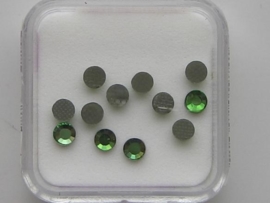 571- 12 x glazen kristalsteentjes plat 3.1mm groen OPRUIMING