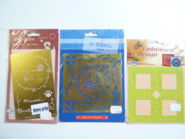 02449- 3 stuks embossing plaatjes OPRUIMING