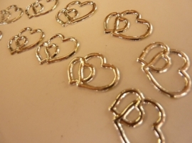 SLK203- 10 stuks dubbele hartjes 3D zilver 20x15mm OPRUIMING