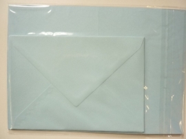 008204- 3 x A4 formaat kaarten gerild + 3 x enveloppen A5 formaat l.blauw OPRUIMING -50%
