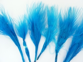 ruim 100 stuks (18 gram) verentoefjes van 7 tot 10cm lang turquoise/blauw