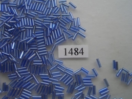 1484- 6mm glazen stiftjes licht blauw zilverkern 15gr