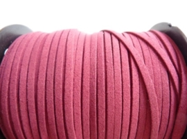 3 meter imitatie suede veter van 3mm breed donker fuchsia