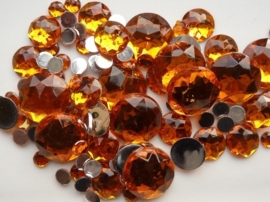 2282 124- 100 x kunststof strass stenen assortiment rond van 6 tot 18mm groot oranje