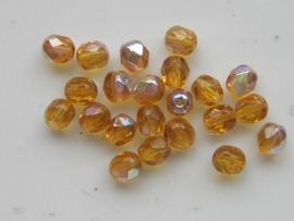 1882- 20 x tsjechische geslepen glaskralen 6mm topaz met AB coating